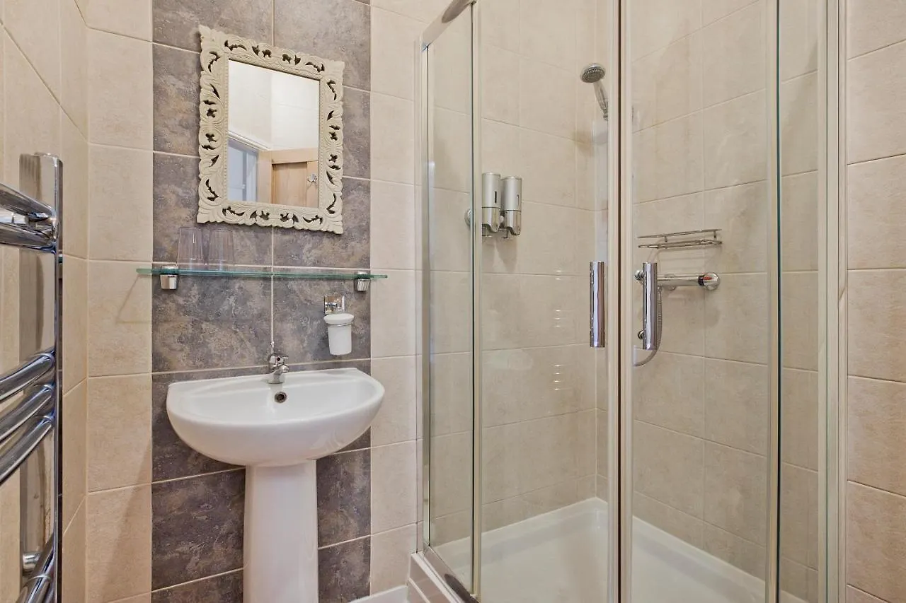פילי White Rose Guest House